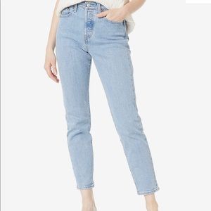 Womens levis tango love 501 jean. Size 27x30. Only worn twice!